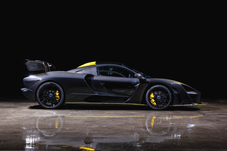  McLaren Senna Gloss Carbon (252/500) 2019 года  (AU) (фото 10 из 27)
